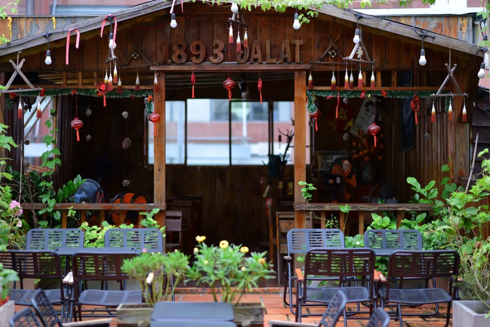 Homestay của Nguyễn Hồ Việt 1984